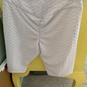 NWT puckered white yoga shorts